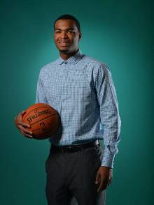 为广阔的舞 为广阔的舞