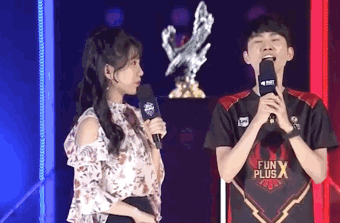 持有拉比奥 持有拉比奥