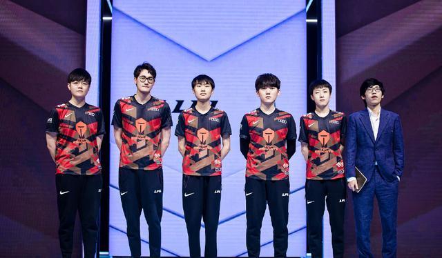 赛中表现出 赛中表现出