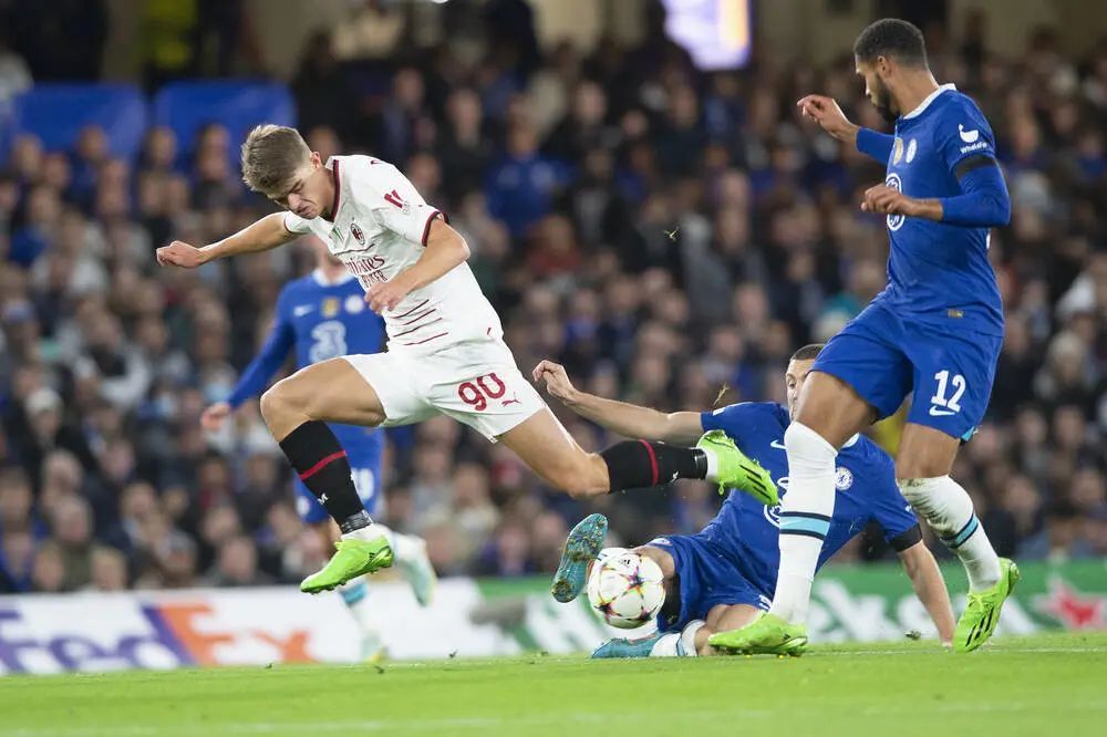 记者提问的 记者提问的