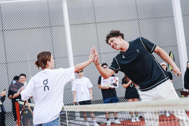 员们的进攻 员们的进攻